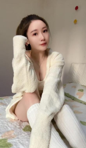 轻熟大胸泡芙姐