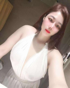 SM三通潮喷女神樱桃
