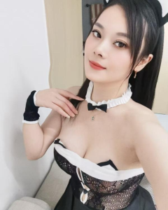 性感轻熟朵朵