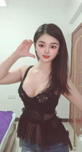白云御姐樱桃