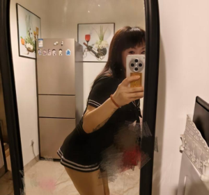 服务型黑丝少妇