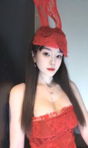 白云翘臀大长腿