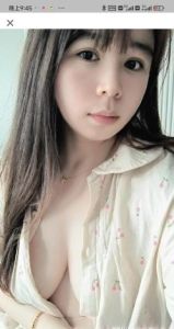 皮肤好的口爆姐姐