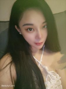 性感美臀娅姐