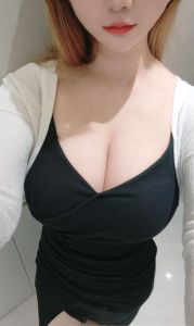 硚口区 G奶女神小苹果