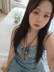 秦淮区不会说话听不到的女孩
