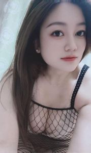 囗暴大奶妹
