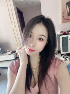 罗湖区性感白玫瑰