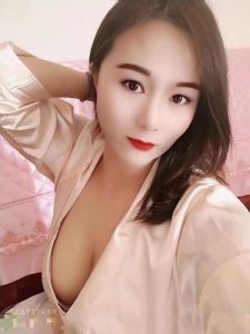 增城区舌吻风骚丰满少妇