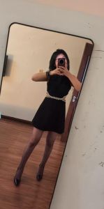 年轻有活力漂亮小伊伊