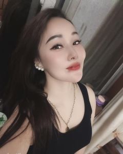 有毒龙能舌吻的美少妇