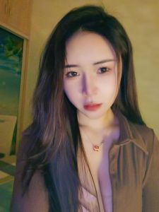 黄泥磅小姐姐