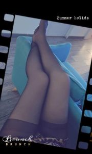 豹纹黑丝熟女