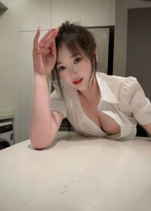 二刷情趣大胸奶糖妹妹