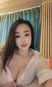 屁股翘服务系老师