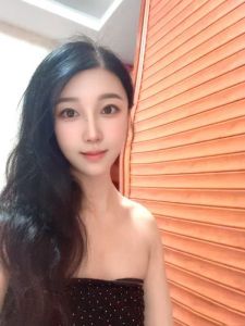 【洪山区】高挑小仙女