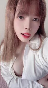 可肛交的骚妹子