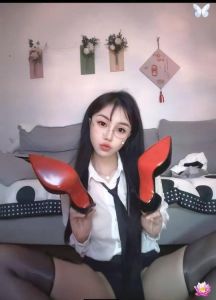 【龙华区】翘臀艳舞老师安可