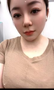 普陀咪咪翘臀肤白貌美
