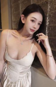 大胸恩熙美女