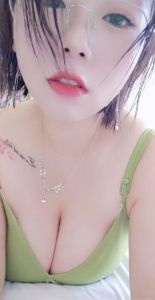 大奶肥臀少妇