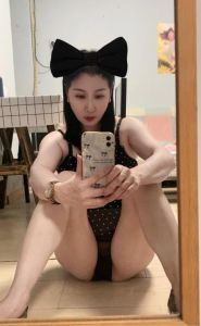 包夜大胸轻熟女