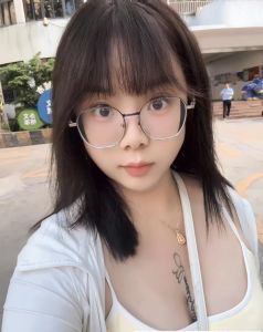 【龙岗区】健身美女扶摇