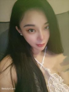 热情好客姐姐