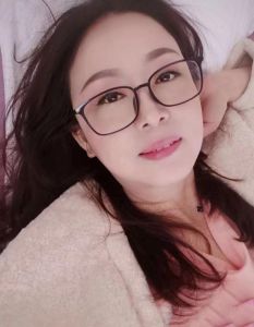 天然大胸御姐范