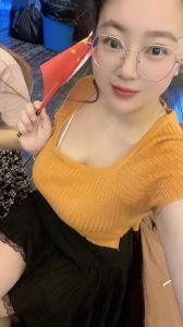 光谷巨乳琦琦