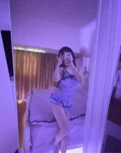 【龙华区】翘臀大奶小艾米