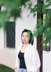 汉阳服务系靓颖老师