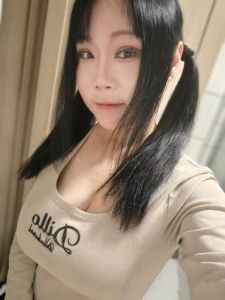 双马尾虹口巨乳
