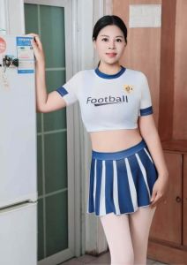 D乳肥美臀小少妇