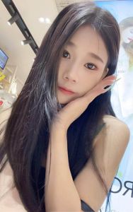 嫩妹儿小佩