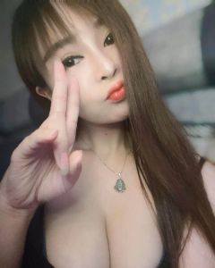【成华区】身材娇小大胸妹子