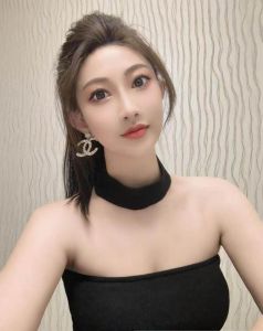 身材超好的小维老师
