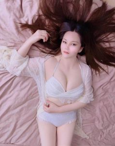 打卡服务派少妇