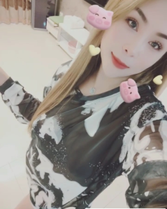 潮喷小姨子