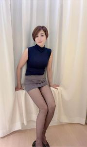 纯欲少妇情人冰冰