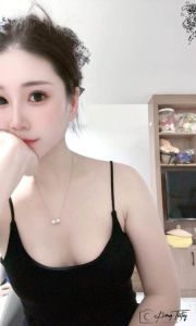 坂田 宝儿