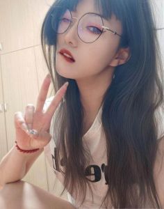 【上城区】反差眼镜妹