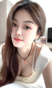 性感美乳骚妹