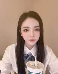 静安菲菲小美女