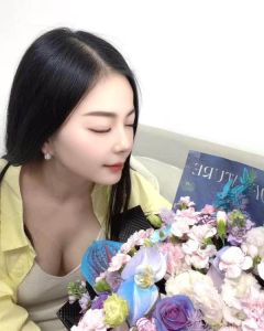 【罗湖区】风骚黑丝大腚少妇