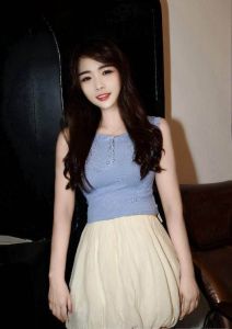 享受丝足服务姐姐