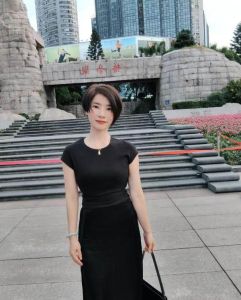 苗条少妇娜娜