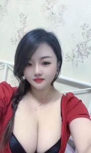 南稍门大胸温柔妹子
