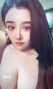 电视塔大奶Lisa