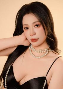 西山风骚少妇